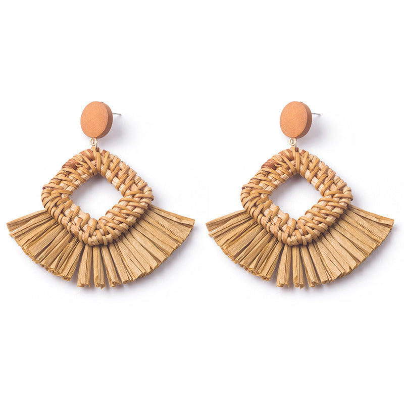 Wholesale Hand-woven Geometric Rattan Raffia Fan Earrings